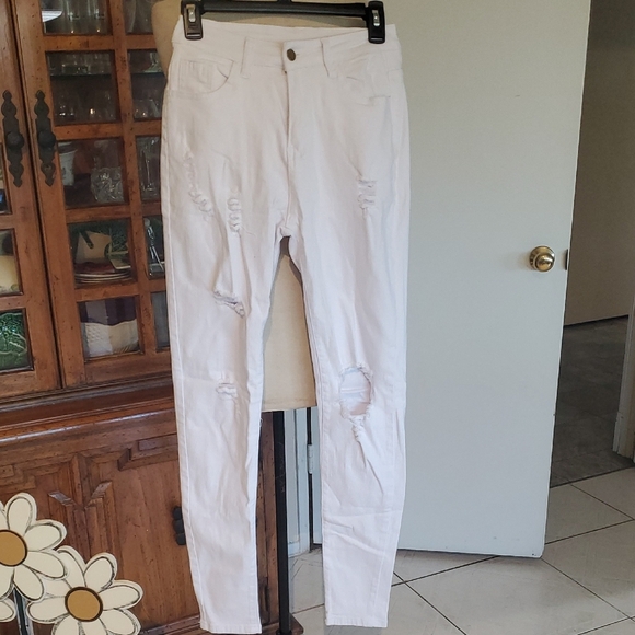 White Skinny High-Waisted Jeans with Distressed Details - Picture 1 of 9